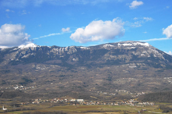 pogled proti Kuclju in Cavnu - JN65WW