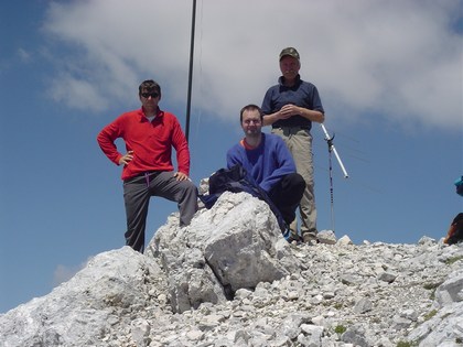 Ekipa (od leve) S53XX,S56AW,S52TC, foto: S56AW